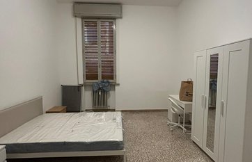 2 CAMERE SINGOLE DISPONIBILI - VIA ADELARDI 10